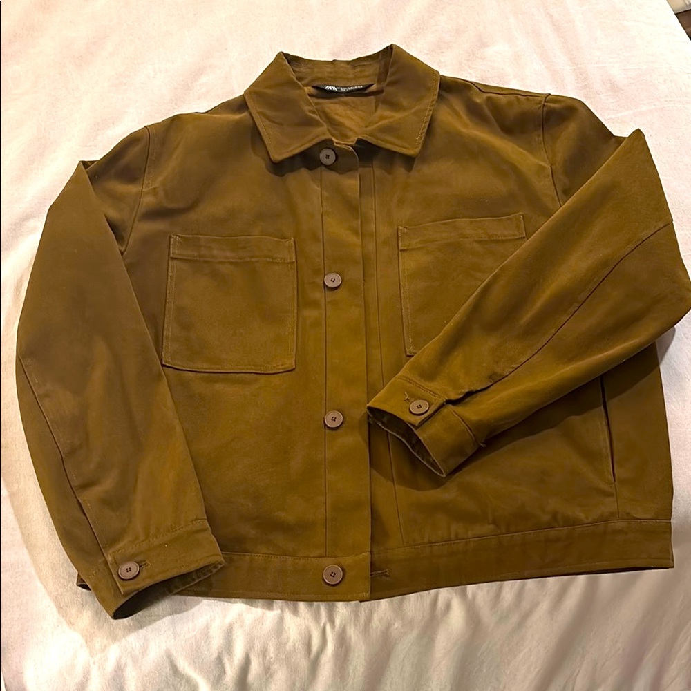 Zara Men's Tan cropped Shirt Jacket, Size XL.